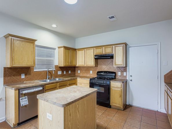 826 Forest Hillside Lane, Houston TX 77067