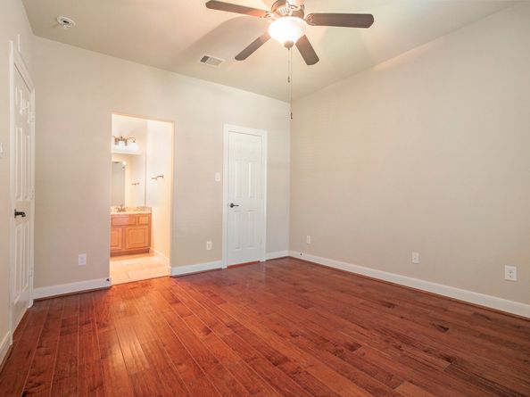 2150 Summit Mist Drive, Conroe TX 77304