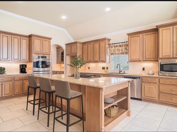 2150 Summit Mist Drive, Conroe TX 77304