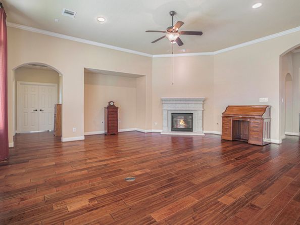 2150 Summit Mist Drive, Conroe TX 77304