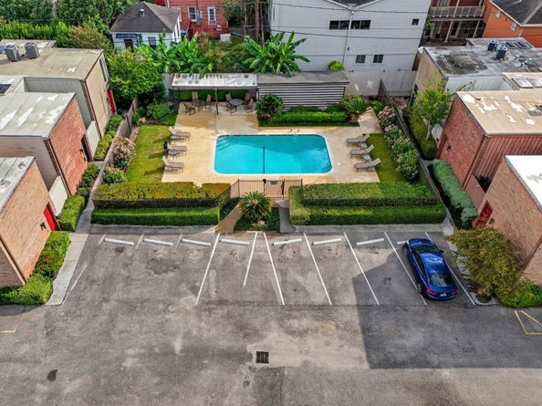 2243 W Alabama Street 10, Houston TX 77098