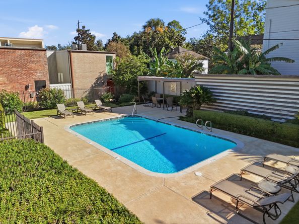 2243 W Alabama Street 10, Houston TX 77098