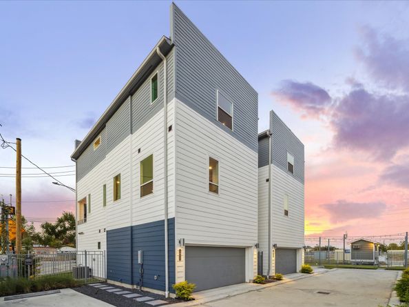 1812 Elysian Street, Houston TX 77026