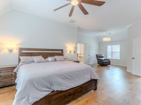 7 Stickley Court, The Woodlands TX 77382