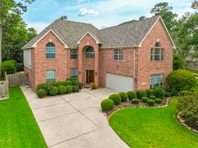 7 Stickley Court, The Woodlands TX 77382