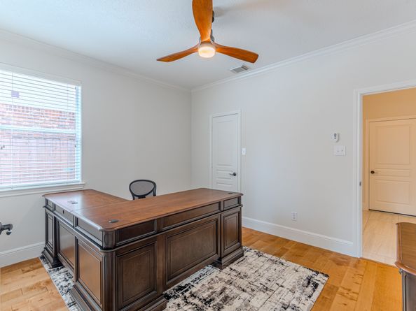 7 Stickley Court, The Woodlands TX 77382