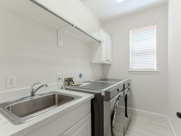 7 Stickley Court, The Woodlands TX 77382