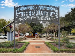 1810 Elysian Street, Houston TX 77026