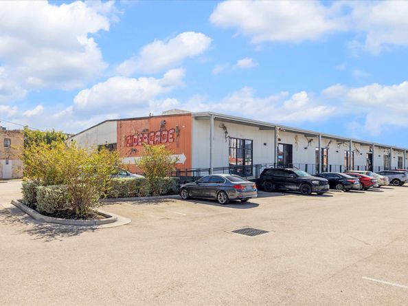 1810 Elysian Street, Houston TX 77026