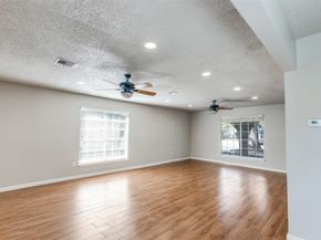7218 Jadewood Drive 770, Houston TX 77088
