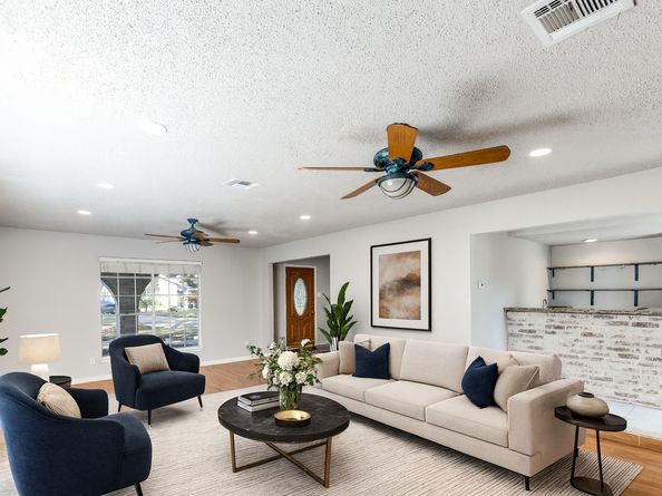 7218 Jadewood Drive 770, Houston TX 77088