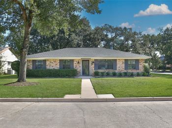 4402 Fallbrook Drive