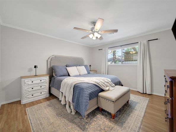 4402 Fallbrook Drive, Houston TX 77018