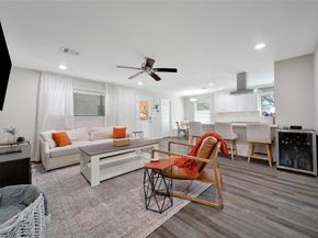 4402 Fallbrook Drive, Houston TX 77018