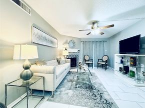 2120 El Paseo Street 3007, Houston TX 77054