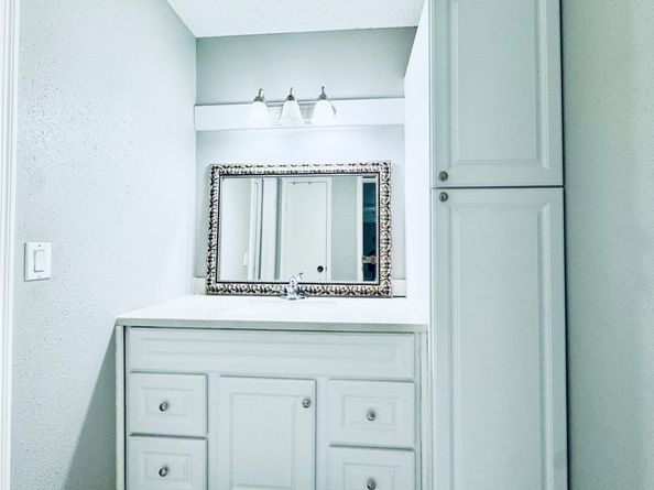 2120 El Paseo Street 3007, Houston TX 77054