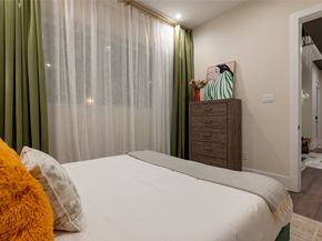 915 Thompson Street, Houston TX 77007