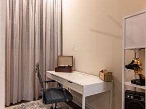 915 Thompson Street, Houston TX 77007