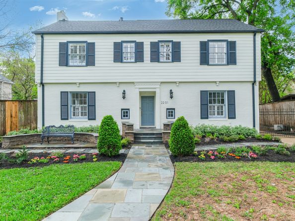 2201 Maroneal Street, Houston TX 77030
