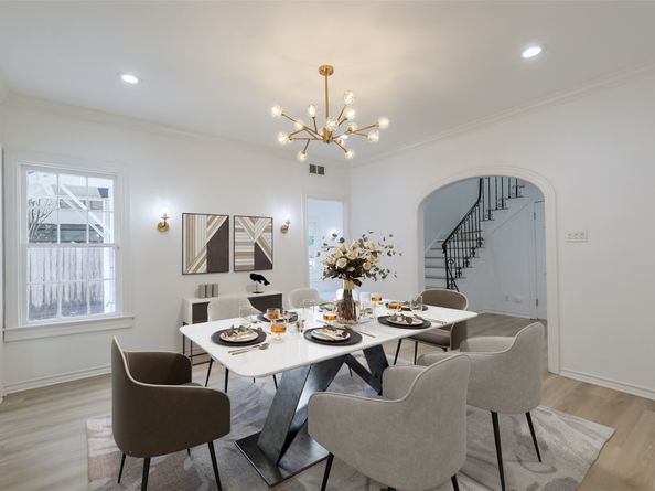 2201 Maroneal Street, Houston TX 77030