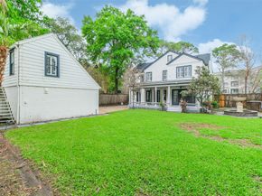 2201 Maroneal Street, Houston TX 77030