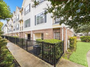 9200 Westheimer Road 907, Houston TX 77063