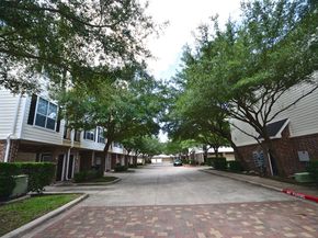 9200 Westheimer Road 907, Houston TX 77063