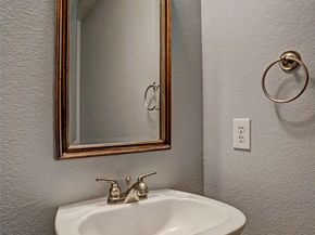 9200 Westheimer Road 907, Houston TX 77063