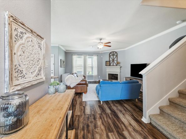 13711 Mckinney Creek Lane, Houston TX 77044