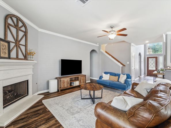 13711 Mckinney Creek Lane, Houston TX 77044