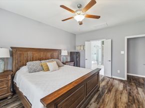 13711 Mckinney Creek Lane, Houston TX 77044