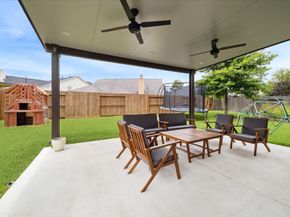 13711 Mckinney Creek Lane, Houston TX 77044