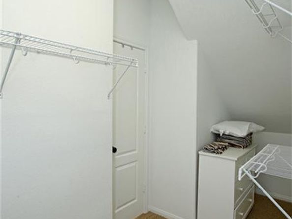 7 Tallgrass Way, Spring TX 77389