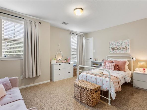 7 Tallgrass Way, Spring TX 77389