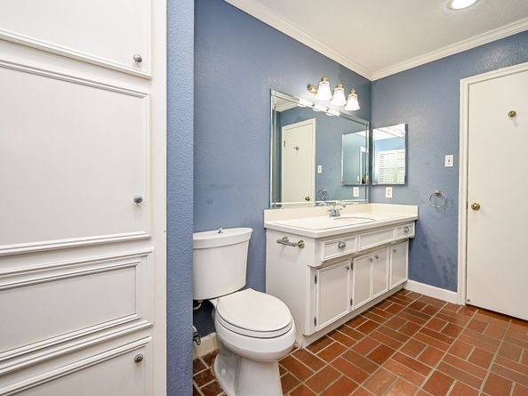 9238 Stroud Drive, Houston TX 77036