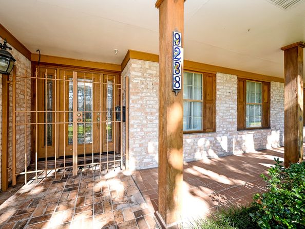 9238 Stroud Drive, Houston TX 77036
