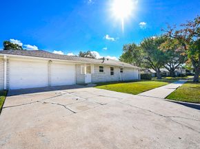 5438 Jackwood Street, Houston TX 77096