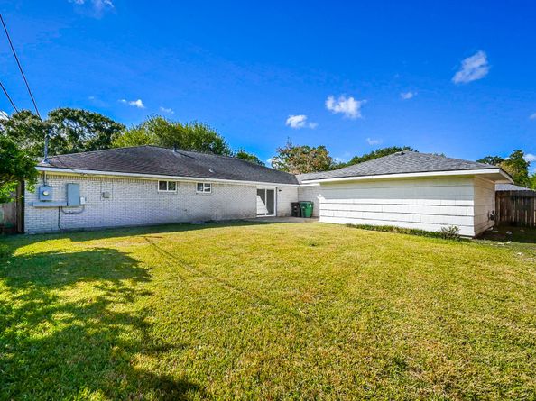 5438 Jackwood Street, Houston TX 77096