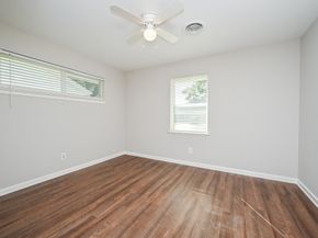 5438 Jackwood Street, Houston TX 77096