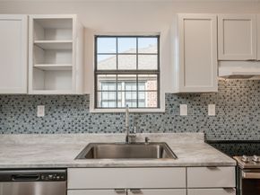 2308 Blodgett Street, Houston TX 77004