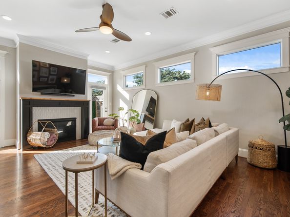 117 W 13th Street, Houston TX 77008