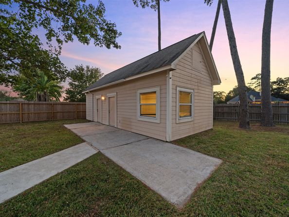 14415 Spring Mountain Drive, Tomball TX 77377