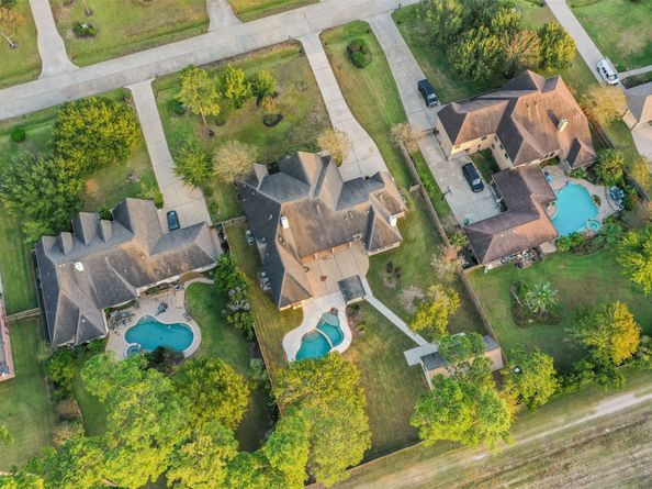 14415 Spring Mountain Drive, Tomball TX 77377