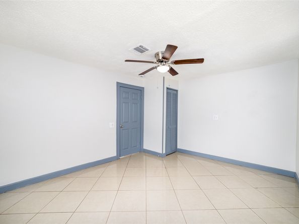 9201 Klondike Street, Houston TX 77075