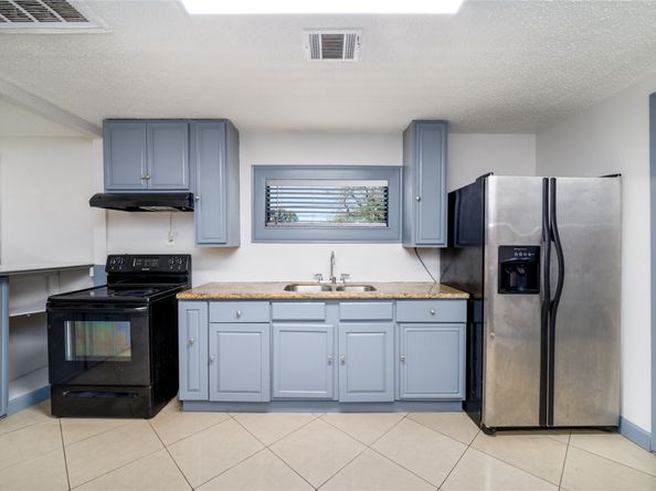 9201 Klondike Street, Houston TX 77075