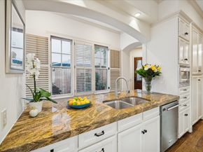 2207 Dunraven Lane, Houston TX 77019