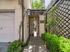 2207 Dunraven Lane, Houston TX 77019