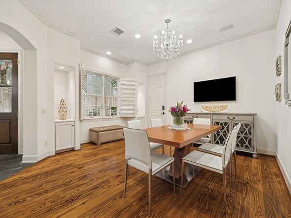 2207 Dunraven Lane, Houston TX 77019