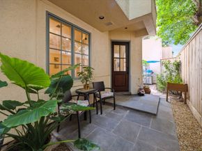 2207 Dunraven Lane, Houston TX 77019