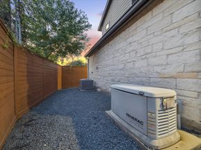 1249 Chippendale Road, Houston TX 77018